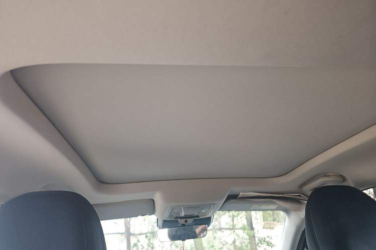 Used ORA Good Cat 2021 400km Standard Range Athena Edition Lithium-Ion Battery Headliner