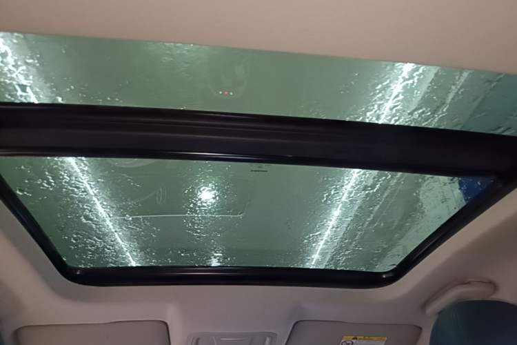 Used ORA Good Cat 2021 400km Standard Range Venus Edition Lithium Iron Phosphate Headliner