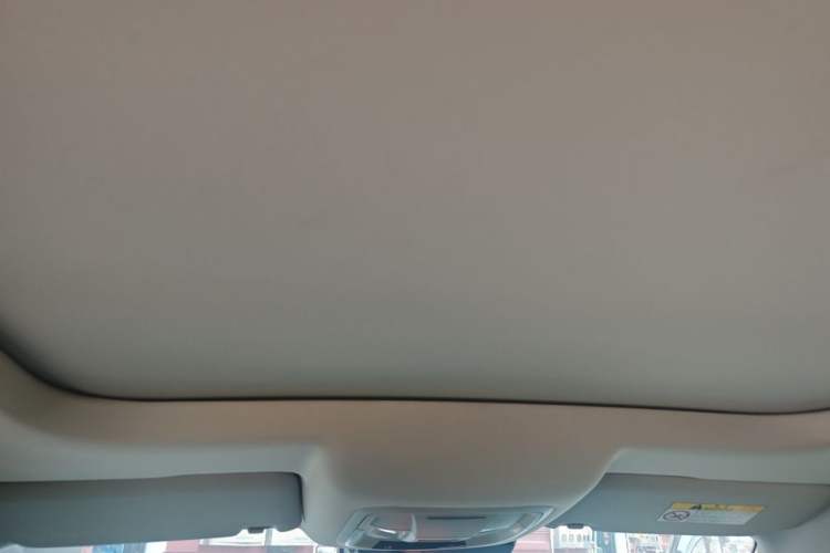 Used ORA Good Cat 2021 400km Standard Range Venus Edition Lithium-Ion Battery Headliner
