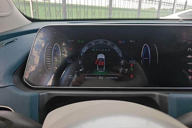 Used ORA Good Cat 2021 400km Standard Range Venus Edition Lithium-Ion Battery Instrument Cluster
