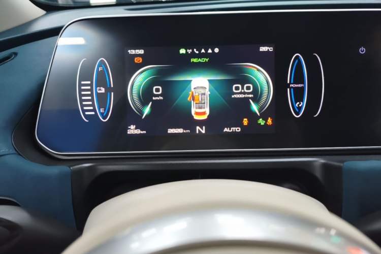 Used ORA Good Cat 2021 400km Standard Range Venus Edition Lithium Iron Phosphate Instrument Cluster