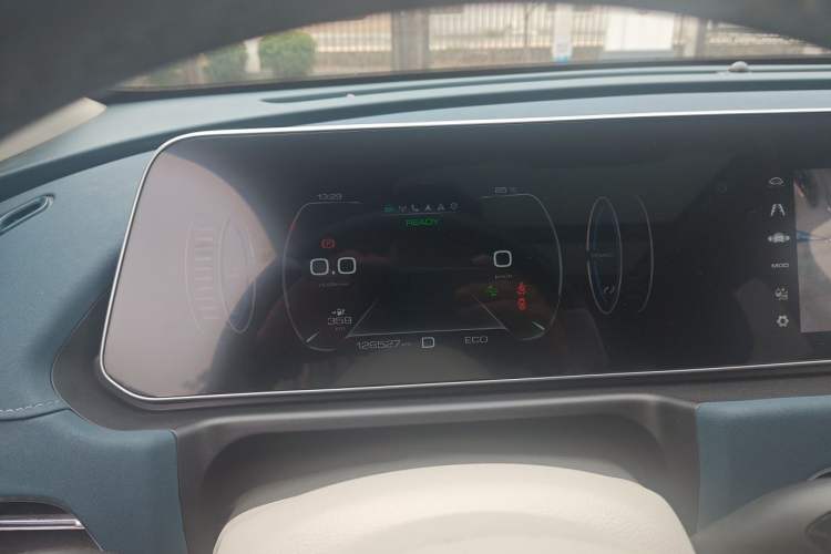 Used ORA Good Cat 2021 400km Standard Range Venus Edition Lithium-Ion Battery Instrument Cluster