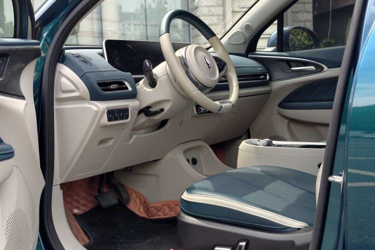 Used ORA Good Cat 2021 400km Standard Range Athena Edition Lithium-Ion Battery Interior 1