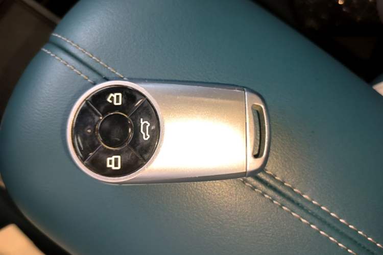 Used ORA Good Cat 2021 400km Standard Range Athena Edition Lithium-Ion Battery Interior 1