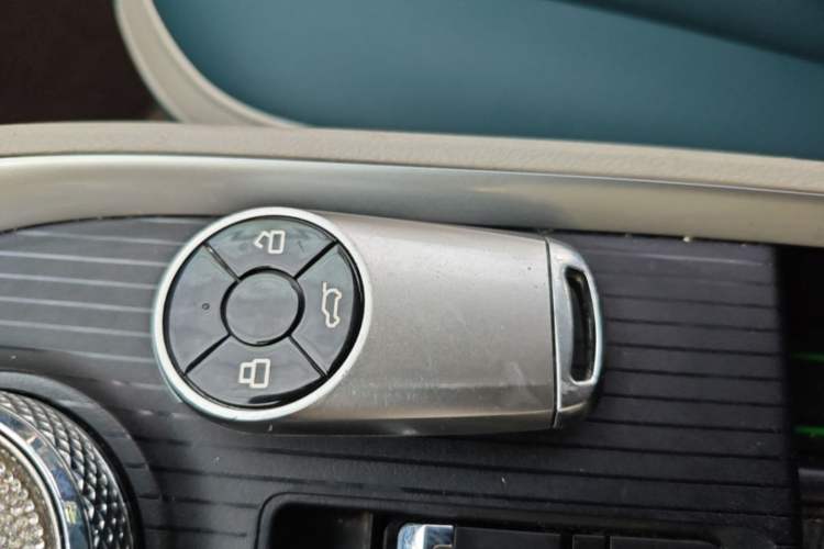 Used ORA Good Cat 2021 400km Standard Range Athena Edition Lithium-Ion Battery Interior 1