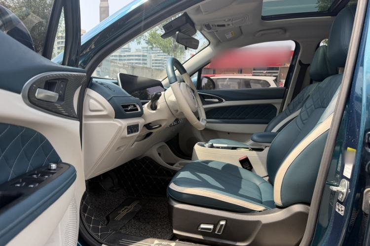 Used ORA Good Cat 2021 400km Standard Range Athena Edition Lithium-Ion Battery Interior 2