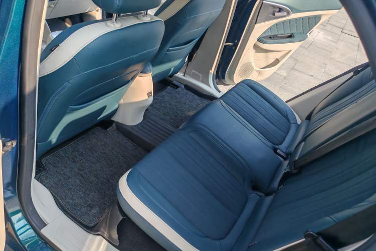 Used ORA Good Cat 2021 400km Standard Range Athena Edition Lithium Iron Phosphate Interior 2
