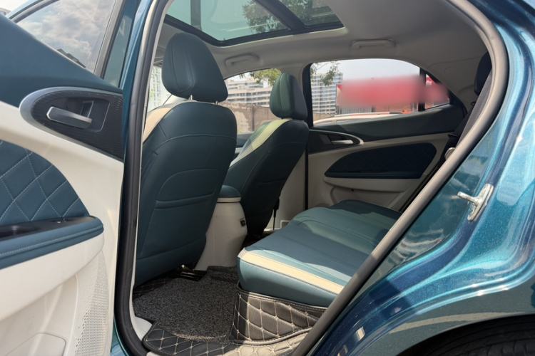 Used ORA Good Cat 2021 400km Standard Range Athena Edition Lithium-Ion Battery Interior 4