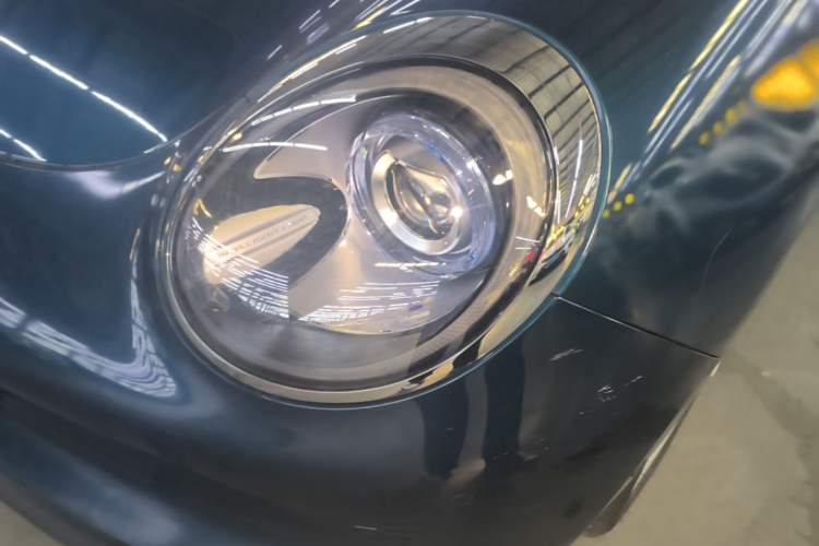 Used ORA Good Cat 2021 400km Standard Range Athena Edition Lithium-Ion Battery Left Front Headlight