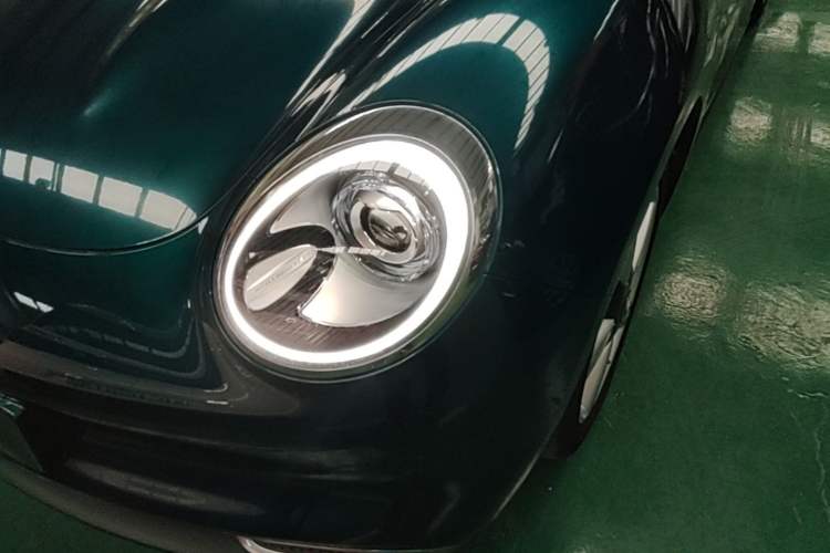 Used ORA Good Cat 2021 400km Standard Range Venus Edition Lithium-Ion Battery Left Front Headlight