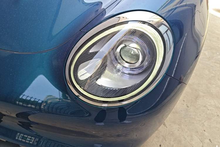 Used ORA Good Cat 2021 400km Standard Range Athena Edition Lithium Iron Phosphate Left Front Headlight