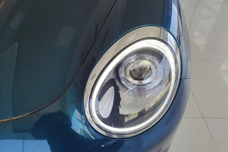 Used ORA Good Cat 2021 400km Standard Range Venus Edition Lithium-Ion Battery Left Front Headlight