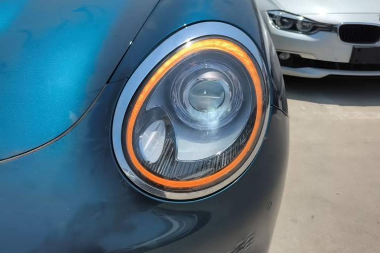 Used ORA Good Cat 2021 400km Standard Range Athena Edition Lithium-Ion Battery Left Front Headlight