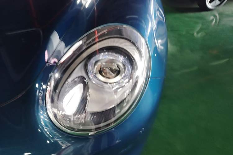 Used ORA Good Cat 2021 400km Standard Range Athena Edition Lithium Iron Phosphate Left Front Headlight