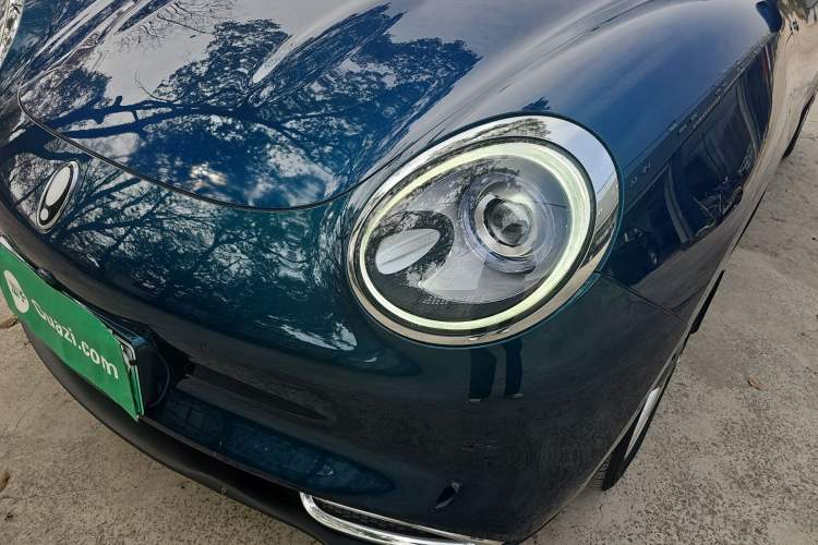Used ORA Good Cat 2021 400km Standard Range Athena Edition Lithium-Ion Battery Left Front Headlight
