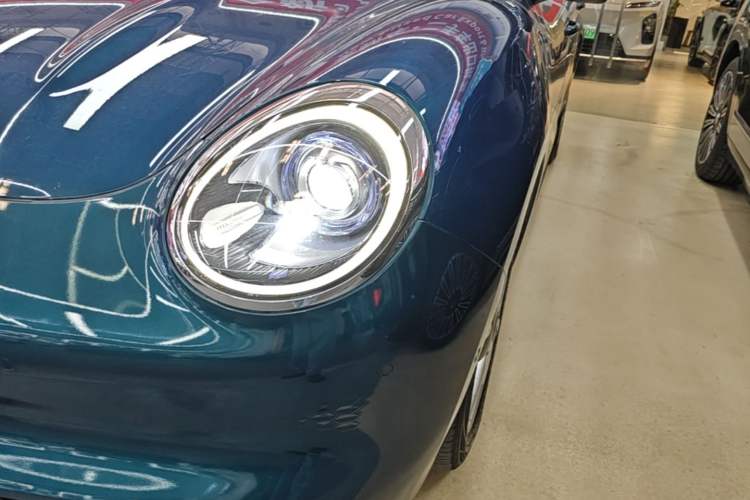 Used ORA Good Cat 2021 400km Standard Range Athena Edition Lithium Iron Phosphate Left Front Headlight