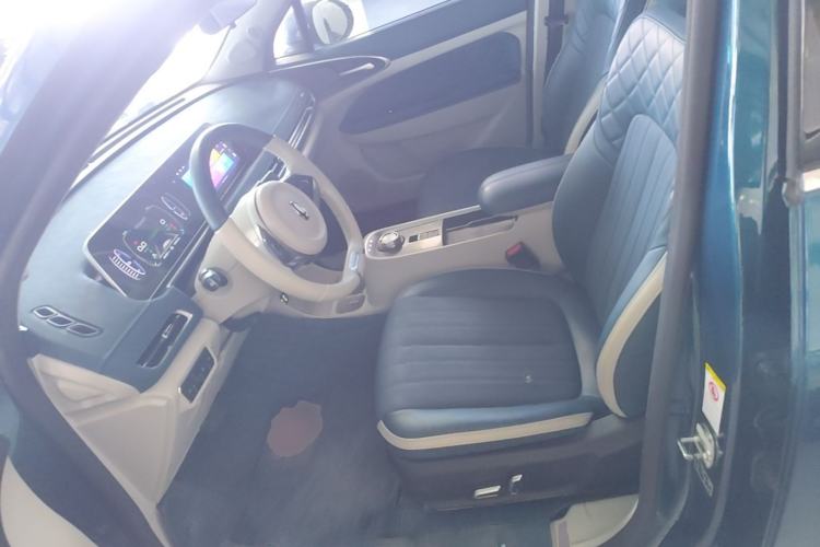 Used ORA Good Cat 2021 400km Standard Range Athena Edition Lithium-Ion Battery Left Front Seat
