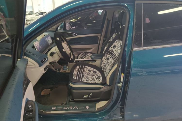 Used ORA Good Cat 2021 400km Standard Range Venus Edition Lithium-Ion Battery Left Front Seat