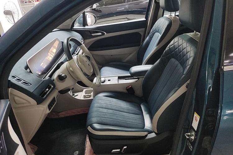 Used ORA Good Cat 2021 400km Standard Range Venus Edition Lithium Iron Phosphate Left Front Seat