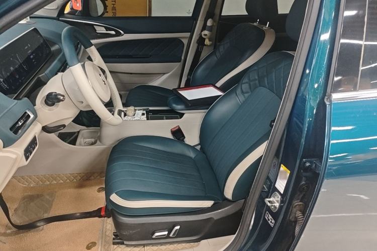 Used ORA Good Cat 2021 400km Standard Range Athena Edition Lithium-Ion Battery Left Front Seat