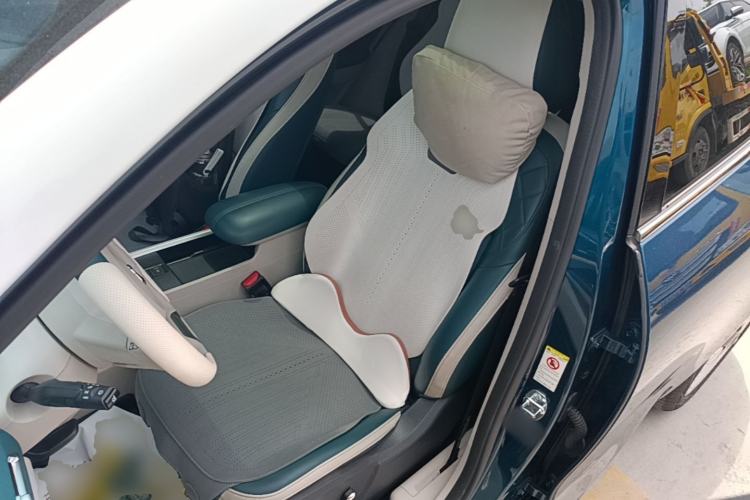 Used ORA Good Cat 2021 400km Standard Range Venus Edition Lithium-Ion Battery Left Front Seat