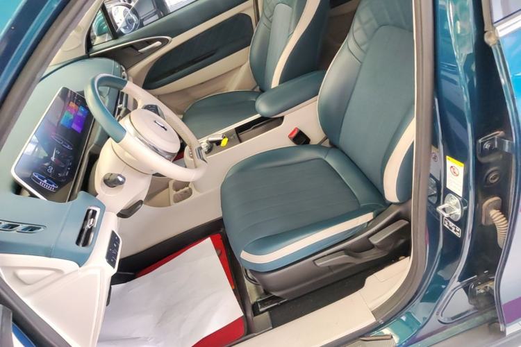 Used ORA Good Cat 2021 400km Standard Range Venus Edition Lithium Iron Phosphate Left Front Seat