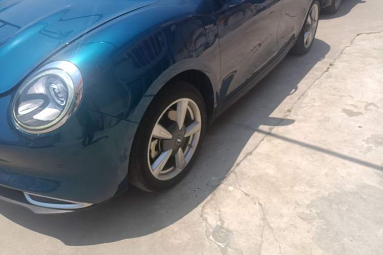 Used ORA Good Cat 2021 400km Standard Range Athena Edition Lithium-Ion Battery Left Front Wheel Hub