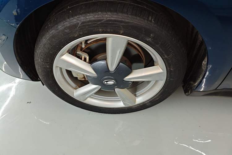 Used ORA Good Cat 2021 400km Standard Range Venus Edition Lithium Iron Phosphate Left Front Wheel Hub