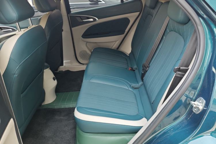 Used ORA Good Cat 2021 400km Standard Range Venus Edition Lithium-Ion Battery Left Rear Seat