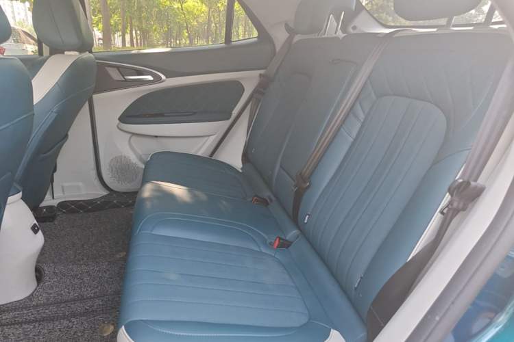 Used ORA Good Cat 2021 400km Standard Range Athena Edition Lithium-Ion Battery Left Rear Seat