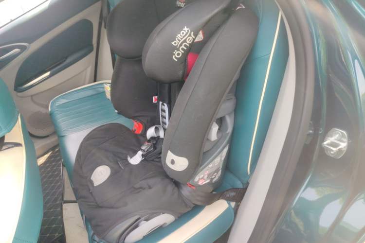 Used ORA Good Cat 2021 400km Standard Range Athena Edition Lithium Iron Phosphate Left Rear Seat