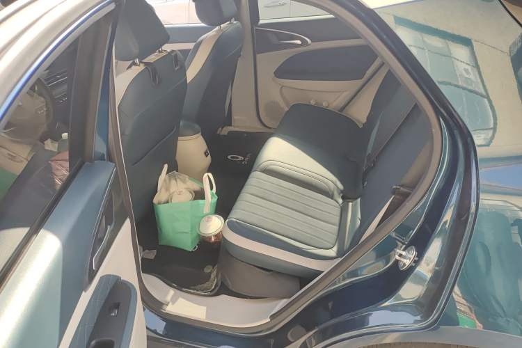 Used ORA Good Cat 2021 400km Standard Range Venus Edition Lithium-Ion Battery Left Rear Seat
