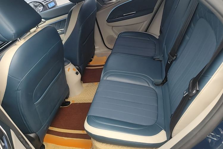 Used ORA Good Cat 2021 400km Standard Range Athena Edition Lithium-Ion Battery Left Rear Seat