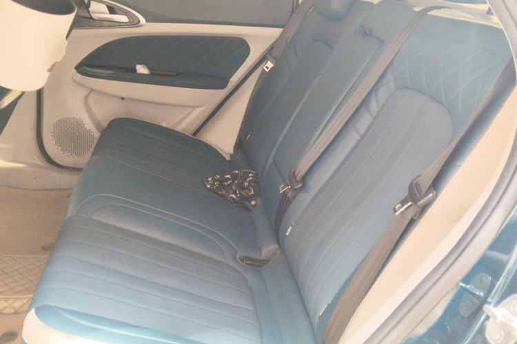 Used ORA Good Cat 2021 400km Standard Range Athena Edition Lithium-Ion Battery Left Rear Seat