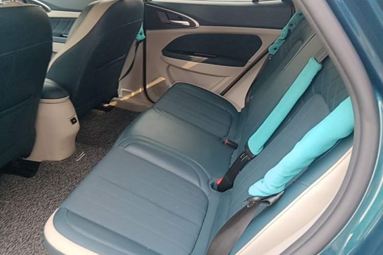 Used ORA Good Cat 2021 400km Standard Range Venus Edition Lithium Iron Phosphate Left Rear Seat