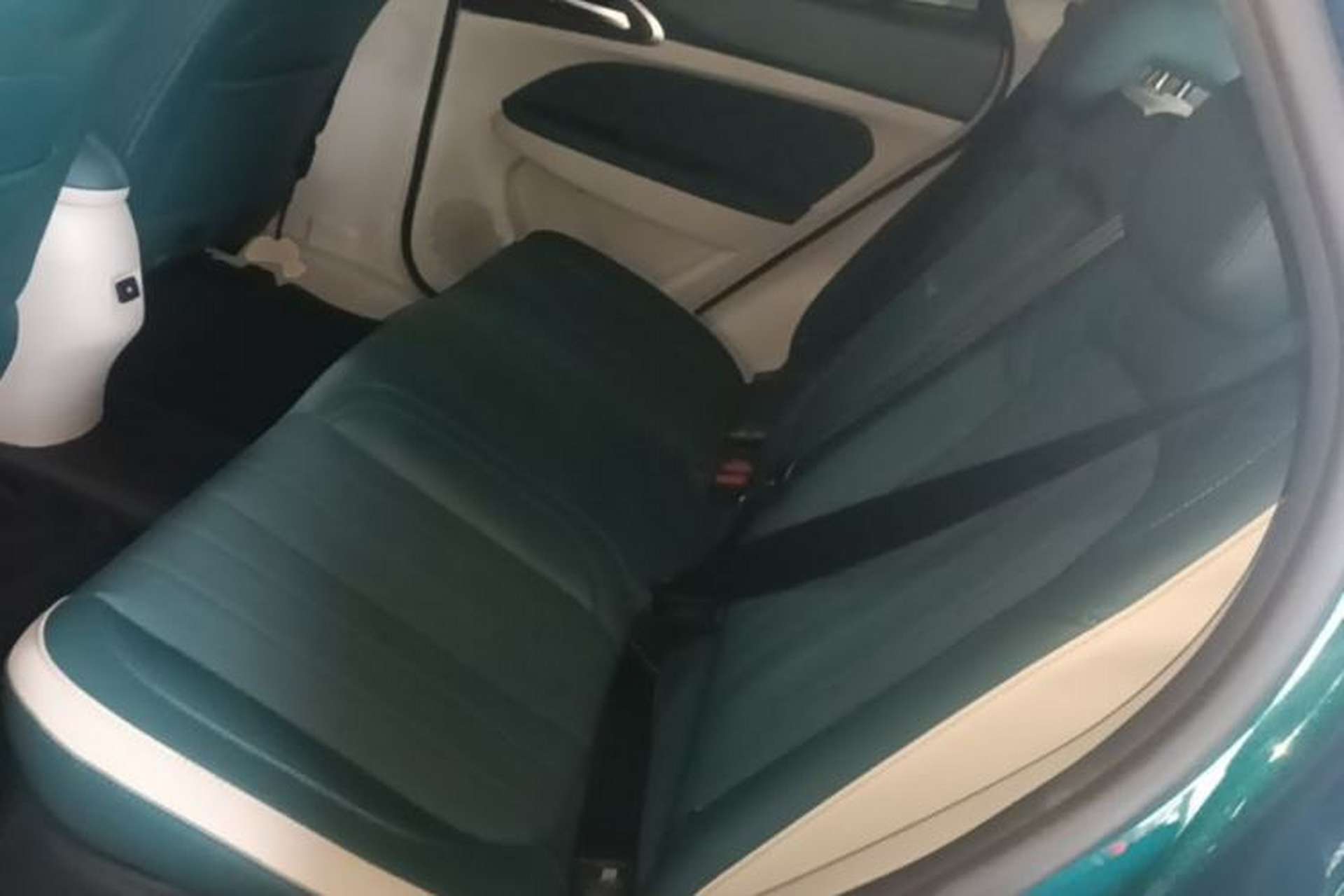 Used ORA Good Cat 2021 400km Standard Range Athena Edition Lithium-Ion Battery Left Rear Seat
