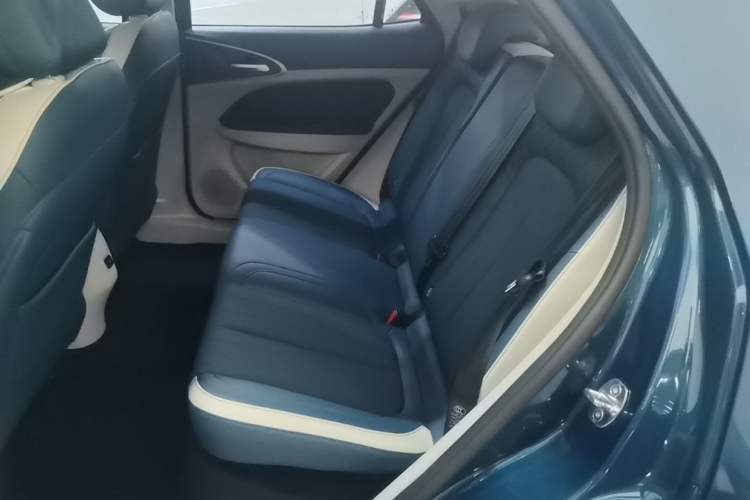 Used ORA Good Cat 2021 400km Standard Range Venus Edition Lithium Iron Phosphate Left Rear Seat