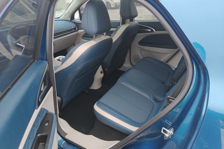 Used ORA Good Cat 2021 400km Standard Range Venus Edition Lithium-Ion Battery Left Rear Seat