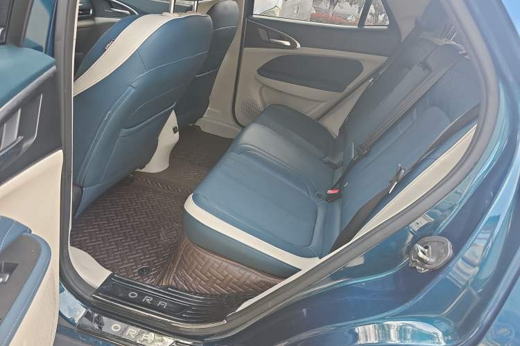 Used ORA Good Cat 2021 400km Standard Range Athena Edition Lithium-Ion Battery Left Rear Seat