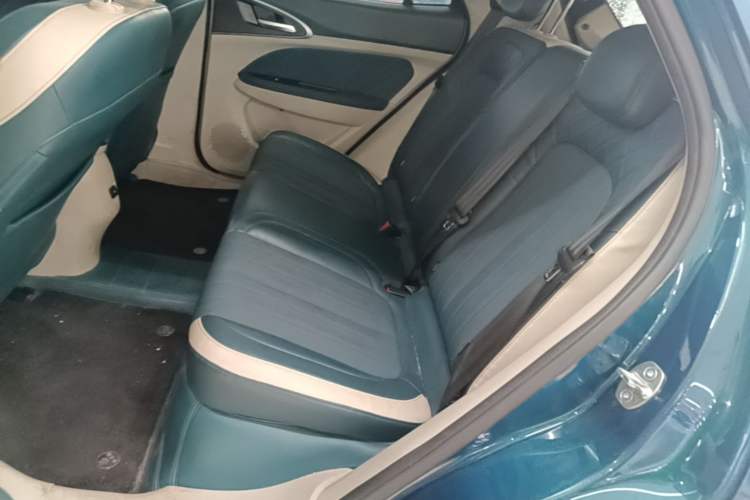 Used ORA Good Cat 2021 400km Standard Range Venus Edition Lithium Iron Phosphate Left Rear Seat