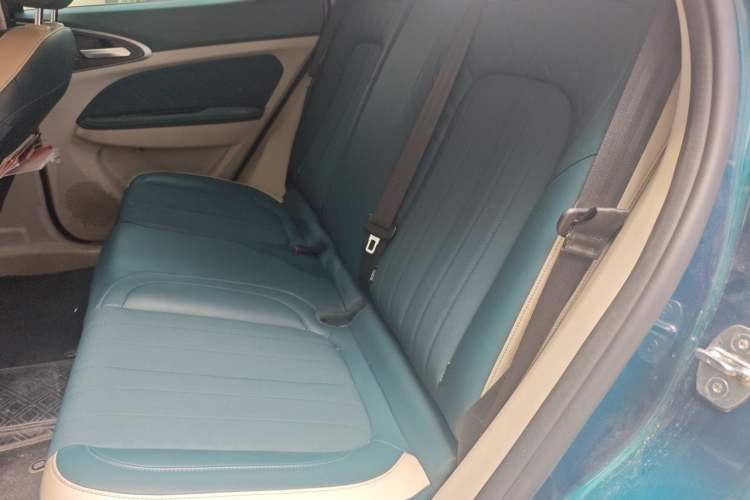 Used ORA Good Cat 2021 400km Standard Range Venus Edition Lithium-Ion Battery Left Rear Seat