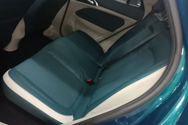 Used ORA Good Cat 2021 400km Standard Range Athena Edition Lithium Iron Phosphate Left Rear Seat