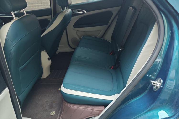 Used ORA Good Cat 2021 400km Standard Range Athena Edition Lithium-Ion Battery Left Rear Seat
