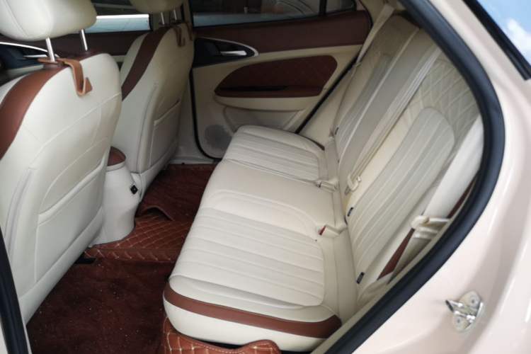 Used ORA Good Cat 2021 400km Standard Range Venus Edition Lithium Iron Phosphate Left Rear Seat