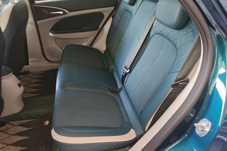 Used ORA Good Cat 2021 400km Standard Range Venus Edition Lithium-Ion Battery Left Rear Seat