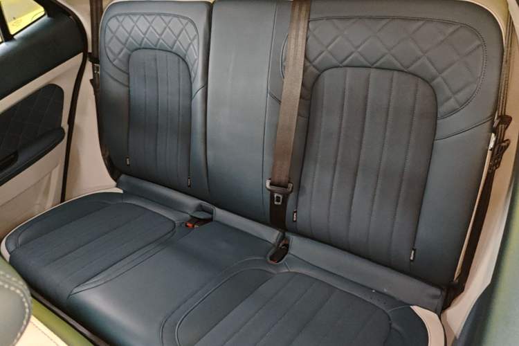 Used ORA Good Cat 2021 400km Standard Range Venus Edition Lithium Iron Phosphate Left Rear Seat