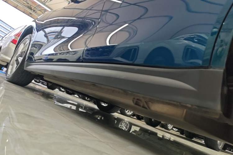 Used ORA Good Cat 2021 400km Standard Range Athena Edition Lithium-Ion Battery Left Side Sill