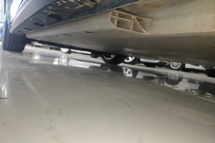 Used ORA Good Cat 2021 400km Standard Range Athena Edition Lithium-Ion Battery Left Side Sill
