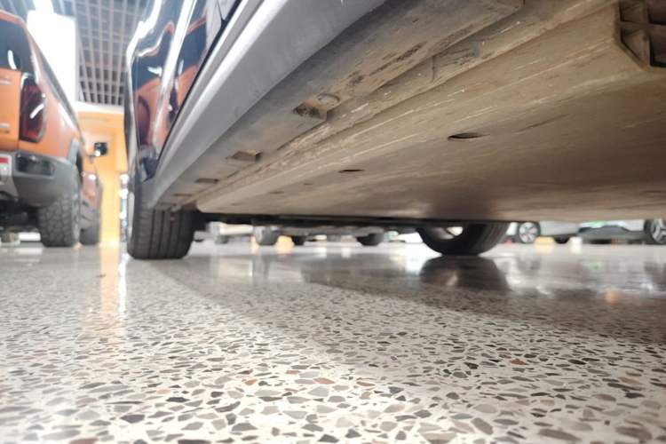Used ORA Good Cat 2021 500km Long-Range Poseidon Edition Lithium-Ion Battery Left Side Sill