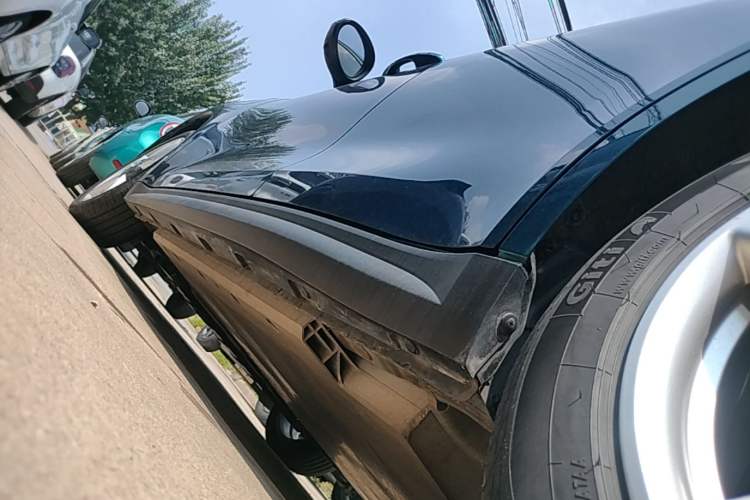 Used ORA Good Cat 2021 400km Standard Range Business Edition Lithium-Ion Battery Left Side Sill